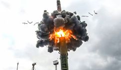 «Орешник» против Taurus: Зеленский подбивает Берлин «развеять миф» о русском оружии