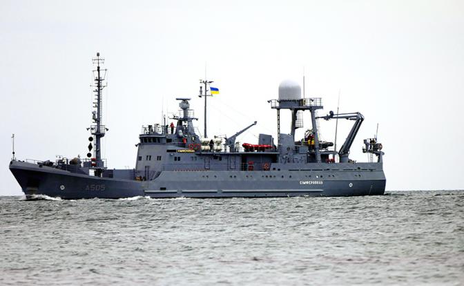 На фото: корабль ВМС Украины «Симферополь»