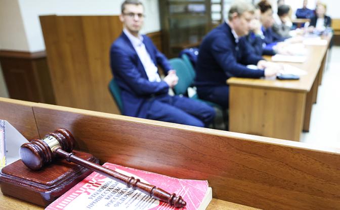 Суд присяжных - головная боль для судьи и прокурора. И этим он хорош