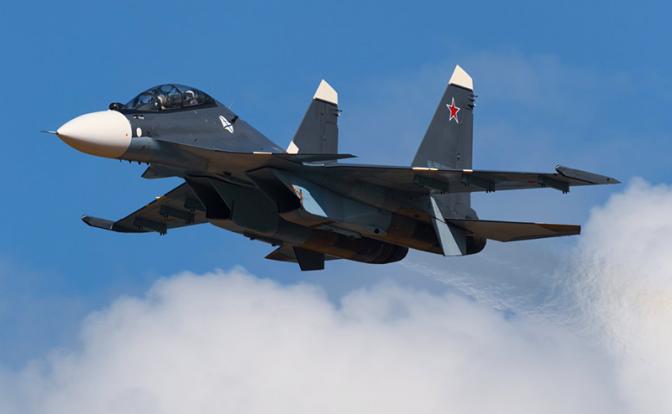 На фото: модернизированный истребитель Су-30СМ2.