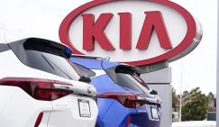 «Корейцы» в России: АвтоВАЗ проигрывает по всем статьям. Без "спецдекрета" не обойтись