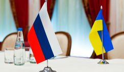 Bloomberg: Россия помыкает НАТО, ловко дергая ниточки переговоров