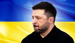 «Нельзя сказать, что мы проигрываем войну»: Зеленский положил 12 тысяч солдат, чтобы дать «переможное» интервью французам