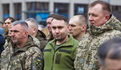 «Нам должно быть наплевать, кого в Киеве хотят сделать президентом – просто надо идти до Збруча»