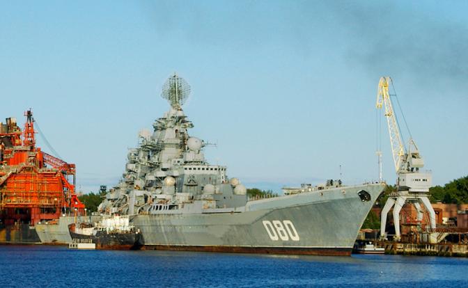На фото: тяжелый атомный ракетный крейсер «Адмирал Нахимов»