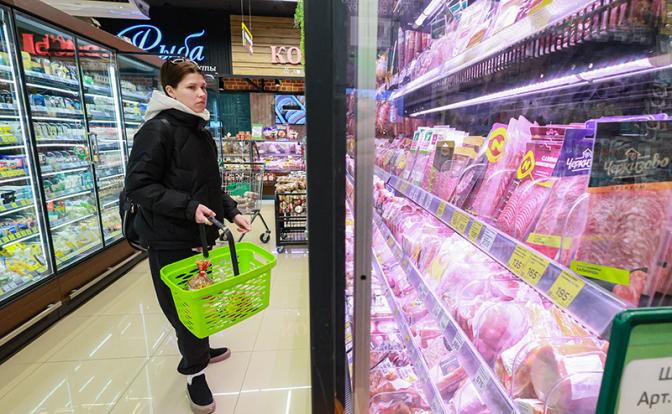 Свинина дешевеет, но это тревожный сигнал: что происходит с рынком мяса