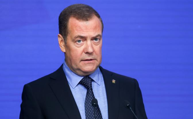 На фото: зампредседателя Совбеза России Дмитрий Медведев.