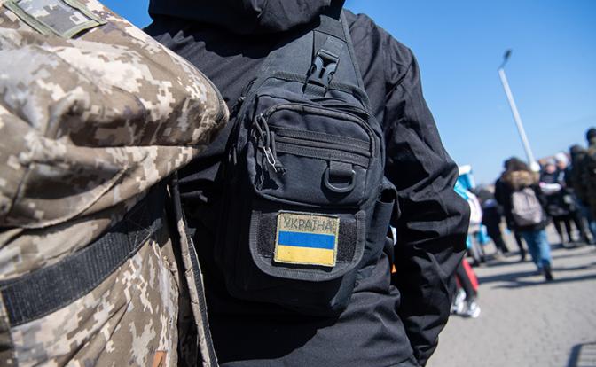 С вещами на выход: Чехия намерена лишить статуса защиты украинских мужчин
