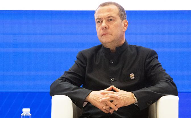 На фото: зампред Совбеза РФ Дмитрий Медведев.