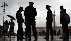Бандитский Петербург-2026: Подскочат, повалят на асфальт, прыснут газом и начинают бить