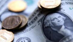 Эксперт сделал подробный прогноз курса доллара после сделки Трампа с Ираном