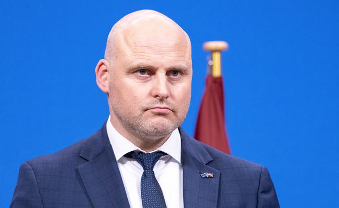 Латвийский премьер угрожает России