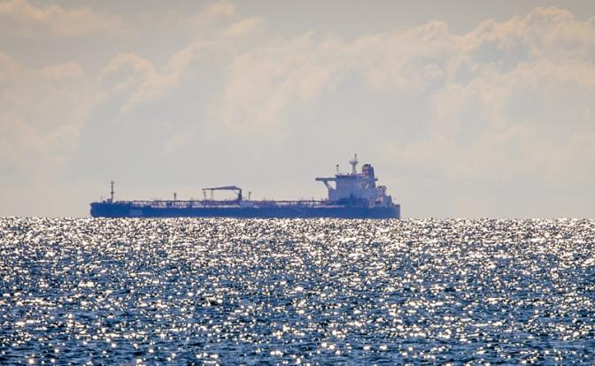 «Азовское море превращается в Ормузский пролив»: ВСУ пытаются перерезать и морской путь к Крыму