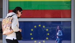 Кого из русских пускать в Европу? Франция, Италия, Испания не хотят терять туристов из России. Зато у прибалтов везде шпионы