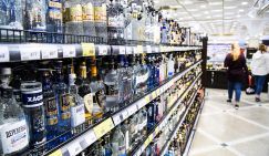 Россия трезвеет. Но в рекордном падении интереса сограждан к спиртному без бутылки не разберёшься