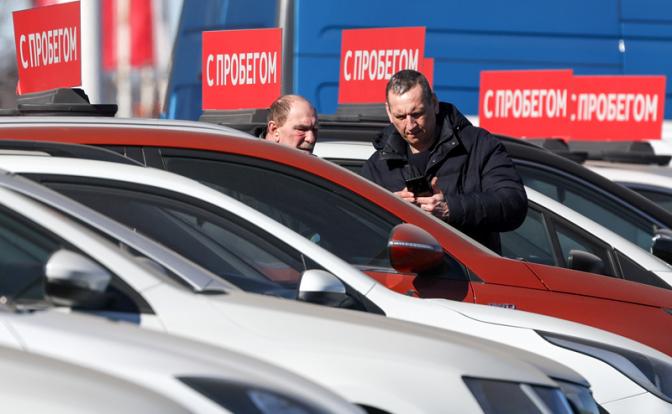 Автопарк Юрского периода. «Хайтек» продаём, берём «динозавров»