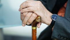 Прогрев общества перед новым пенсионным возрастом? ВЦИОМ заговорил о 70 годах