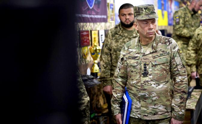 На фото: главком ВСУ Александр Сырский.