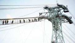 Первые в мире: Как Китай вымостил свои границы миллиардами долларов