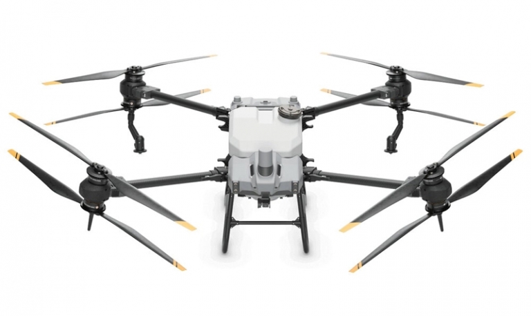 На фото: сельскохозяйственный дрон DJI Agras T40.