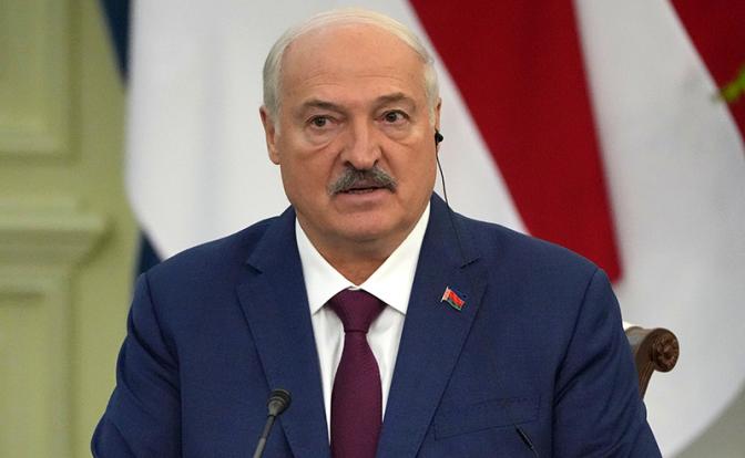 «Дураки они»: Александр Лукашенко поднял тему о преемнике в неожиданном ракурсе