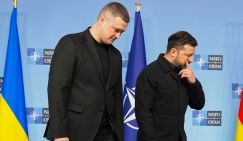 Паучья банка по-киевски: Битва за кресло укро-фюрера выходит на американский уровень