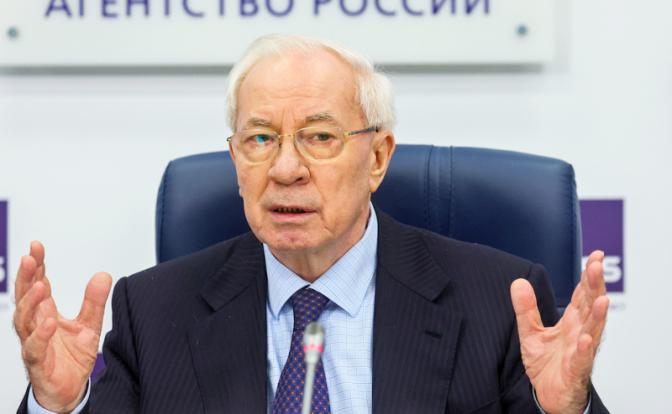 На фото: бывший премьер-министр Украины Николай Азаров.
