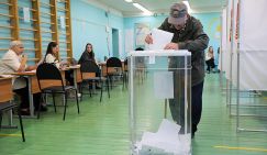 Выборы-2026: Куриные мозги хакеров и исчезнувшие кандидаты - хроника первого дня голосования