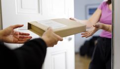 Сенатор Гибатдинов: введение НДС на онлайн-покупки зарубежных товаров ударит по людям