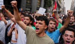 «Школьнички» готовы смести оскандалившиеся европейские власти