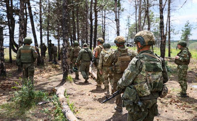 Полковник Дуглас Макгрегор: Как далеко русские продвинутся на север после захвата Одессы, пока сказать сложно