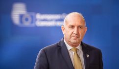 Румен Радев: Трамп был прав, когда с Путиным о солярке договаривался