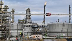 Запад пытается залатать дыры новой порцией нефтяных и дизельных резервов