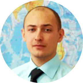 Арсений Попов