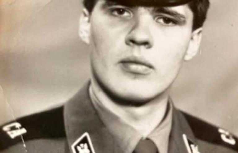 На фото: Вячеслав Гладков во времена службы в армии