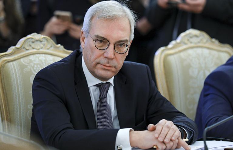 На фото: заместитель министра иностранных дел РФ Александр Грушко во время встречи министра иностранных дел РФ Сергея Лаврова и председателя ОБСЕ, 2021