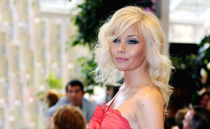 На фото: актриса театра и кино, телеведущая Елена Корикова