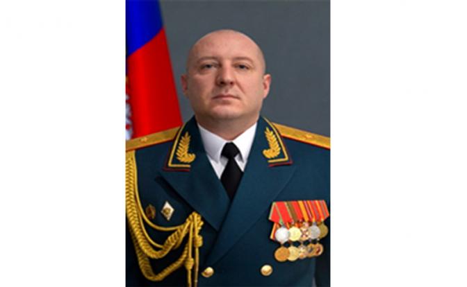 На фото: военачальник, генерал-майор, командующий Западным военным округом