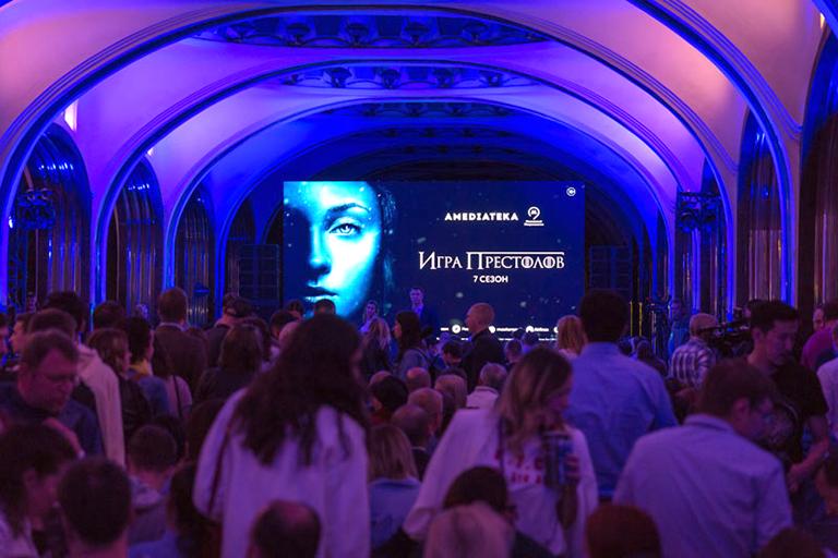 На станции «Маяковская» состоялась премьера первой серии седьмого сезона «Игры престолов»