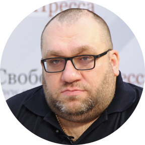 Лука Сафонов