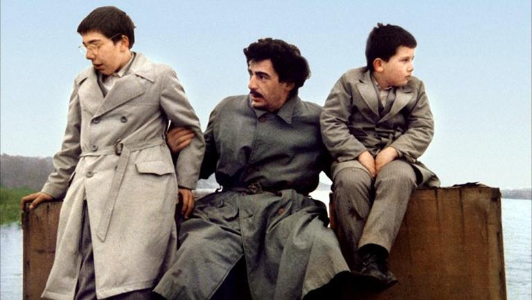 Кадр из фильма «Папа в командировке»