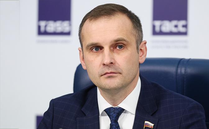 На фото: политик Сергей Леонов.