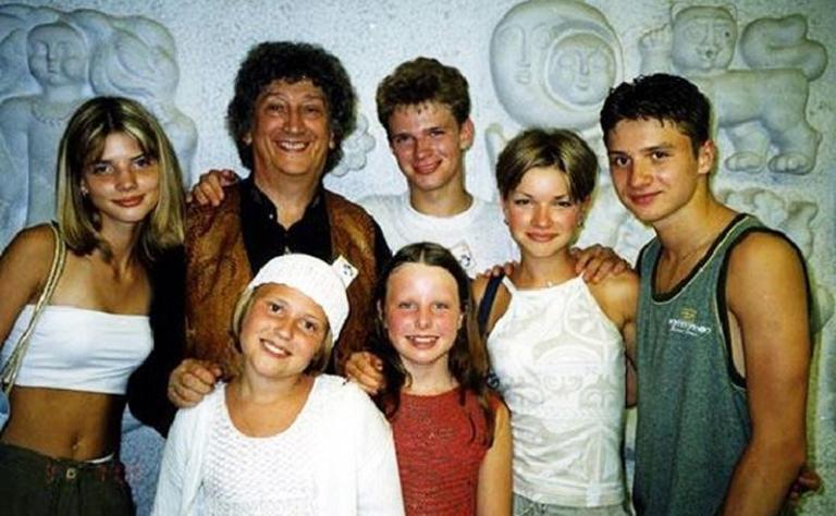 На фото: Сергей Лазарев в группе &laquo;Непоседы&raquo;