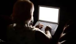 Мать с дочкой через соцсети заказали убийство‍